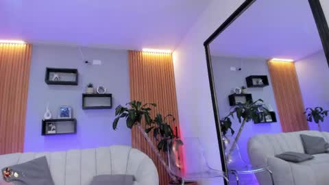 Snapshot of aixa_charless chatting on 05/22/26, 12:00 Aixa online show from 05/22/26, 12:00