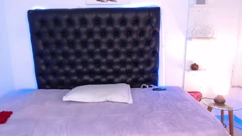 AIXA  online show from 12/24/24, 06:50