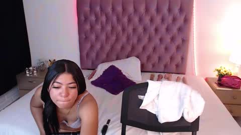 AIXA  online show from 01/16/25, 10:44