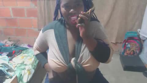 Snapshot of aixxahorny chatting on 03/26/26, 02:33 aixa online show from 03/26/26, 02:33