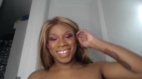 Snapshot of aj180 chatting on 02/09/25, 12:06 Amy Jeaux Johnson online show from 02/09/25, 12:06