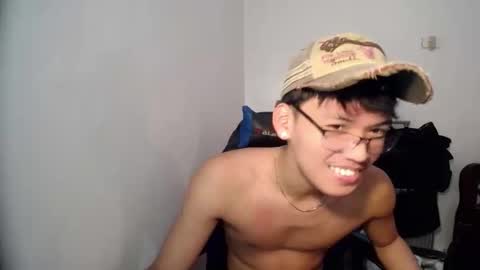 aj_daksxx online show from 03/01/26, 12:34