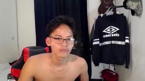 aj_daksxx online show from 05/28/26, 06:38