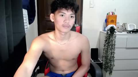 aj_daksxx online show from 07/04/26, 05:35