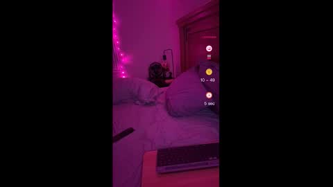 Snapshot of ajsquirts chatting on 11/02/25, 05:43 ajsquirts online show from 11/02/25, 05:43