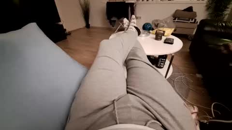 ak_2 online show from 01/18/26, 07:01