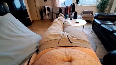 ak_2 online show from 02/15/26, 03:42