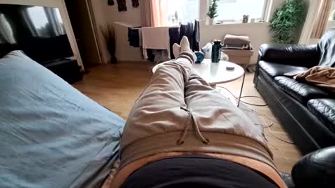 Snapshot of ak_2 chatting on 03/13/26, 09:27 ak_2 online show from 03/13/26, 09:27