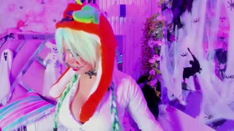 Snapshot of akane_hikari_ chatting on 11/01/25, 06:37 akane hikari online show from 11/01/25, 06:37