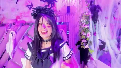 Snapshot of akane_hikari_ chatting on 11/21/25, 07:07 akane hikari online show from 11/21/25, 07:07