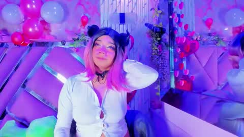 Snapshot of akane_hikari_ chatting on 02/14/26, 05:04 akane hikari online show from 02/14/26, 05:04