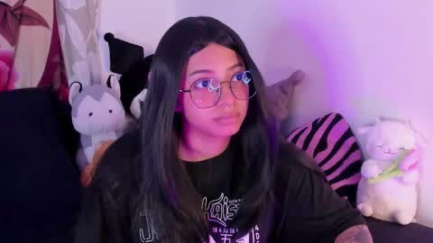 Snapshot of akarineko chatting on 01/19/26, 02:04 Akari online show from 01/19/26, 02:04