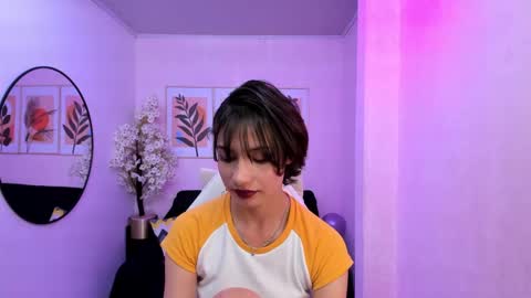 Snapshot of akaza_hakuji_ chatting on 01/27/25, 03:39 Azaka online show from 01/27/25, 03:39