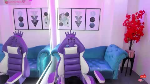 Snapshot of akaza_hakuji_ chatting on 09/29/25, 12:21 Azaka online show from 09/29/25, 12:21