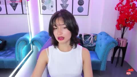 Snapshot of akaza_hakuji_ chatting on 09/30/25, 12:54 Azaka online show from 09/30/25, 12:54