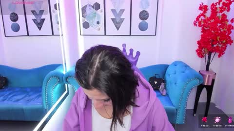 Snapshot of akaza_hakuji_ chatting on 10/09/25, 12:47 Azaka online show from 10/09/25, 12:47