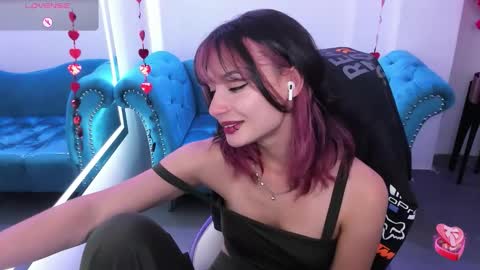 Azaka  online show from 02/10/26, 01:15