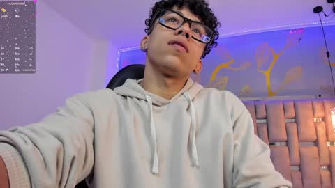 Snapshot of akazaboy chatting on 12/10/24, 04:24 akazaboy online show from 12/10/24, 04:24