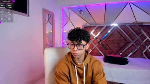 Snapshot of akazaboy chatting on 01/15/25, 04:36 akazaboy online show from 01/15/25, 04:36