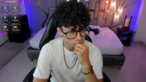 Snapshot of akazaboy chatting on 01/28/25, 04:18 akazaboy online show from 01/28/25, 04:18