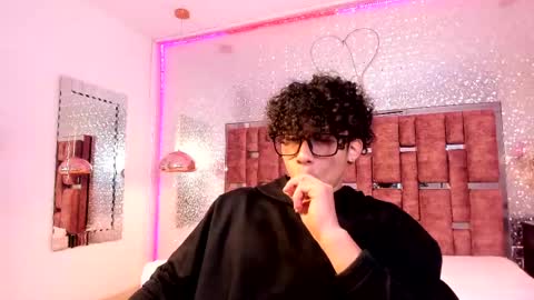 Snapshot of akazaboy chatting on 04/27/26, 06:11 akazaboy online show from 04/27/26, 06:11