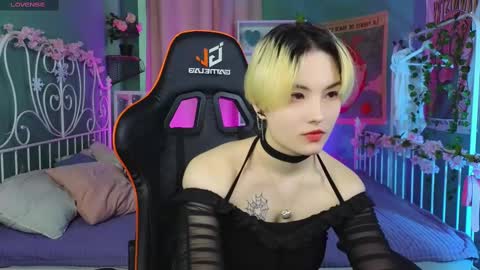 Akemi online show from 03/01/25, 09:29