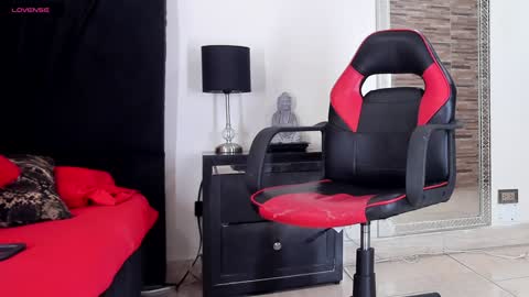 Akemi online show from 02/04/25, 08:59