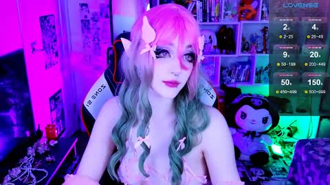 Snapshot of aki__ra chatting on 04/25/26, 06:27 Aki online show from 04/25/26, 06:27