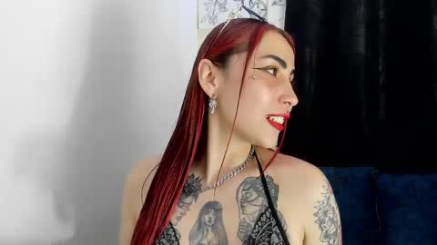 Snapshot of akila_clive chatting on 03/31/26, 08:42 carolina online show from 03/31/26, 08:42