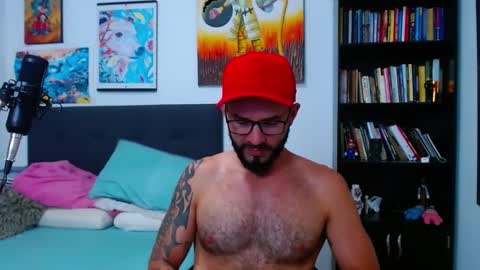 akiles online show from 03/05/25, 01:31