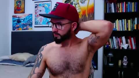 akiles online show from 10/22/25, 10:42