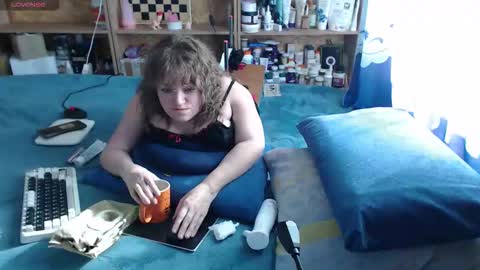 Natalie online show from 10/16/25, 07:09