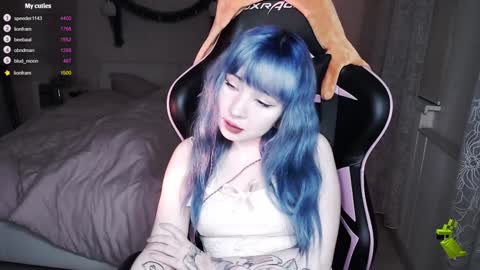 Snapshot of akirahartyx chatting on 12/29/24, 03:13 akirahartyx online show from 12/29/24, 03:13