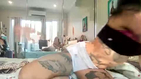 Snapshot of akirazayy chatting on 02/09/26, 06:17 Akira Zay online show from 02/09/26, 06:17