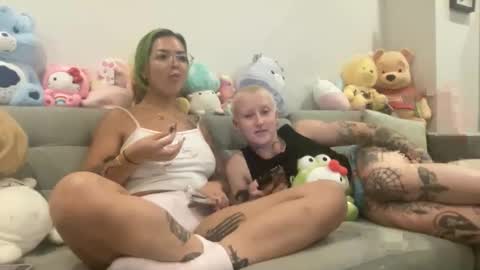 Snapshot of akirazayy chatting on 02/23/26, 09:39 Akira Zay online show from 02/23/26, 09:39