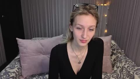 akiro_kim online show from 02/11/26, 01:54