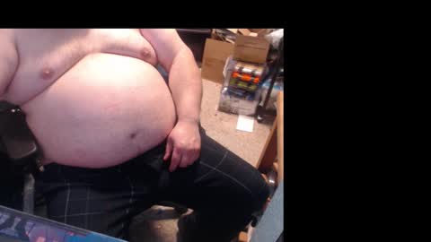 AKswitchCouple online show from 12/22/25, 05:37