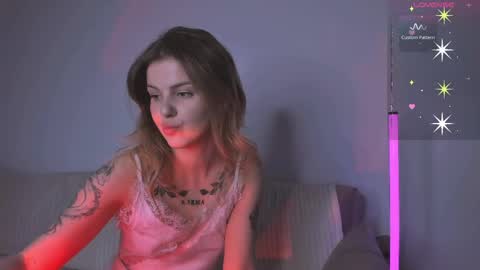 Snapshot of akylinagold chatting on 05/12/26, 09:45 A. online show from 05/12/26, 09:45