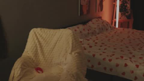 Snapshot of al1cegreen chatting on 10/31/25, 04:19 Alice online show from 10/31/25, 04:19