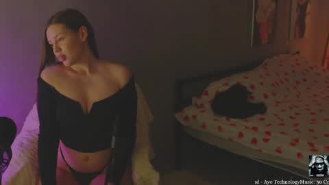 Alice online show from 01/07/26, 01:24