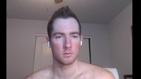 Snapshot of al3xzanderth3gr3at chatting on 11/02/25, 12:02 Alex online show from 11/02/25, 12:02