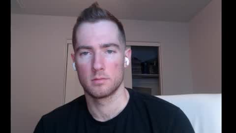 Snapshot of al3xzanderth3gr3at chatting on 11/04/25, 01:38 Alex online show from 11/04/25, 01:38