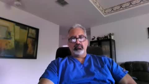 Snapshot of aladdin31673 chatting on 06/10/26, 12:11 aladdin31673 online show from 06/10/26, 12:11