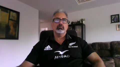 Snapshot of aladdin31673 chatting on 06/20/26, 08:00 aladdin31673 online show from 06/20/26, 08:00