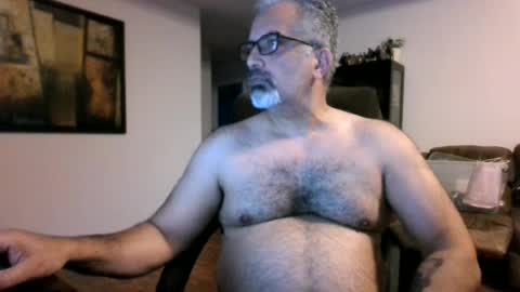 Snapshot of aladdin31673 chatting on 06/24/26, 01:37 aladdin31673 online show from 06/24/26, 01:37