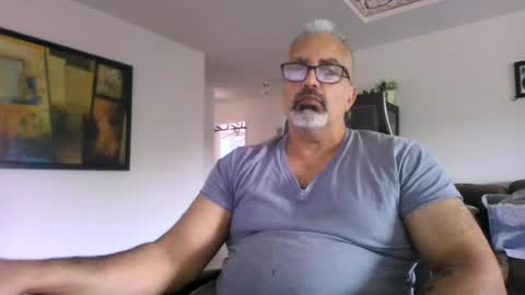 Snapshot of aladdin31673 chatting on 07/12/26, 09:28 aladdin31673 online show from 07/12/26, 09:28