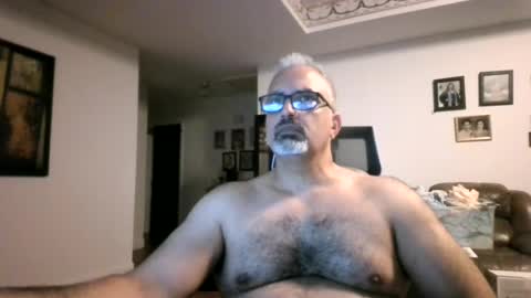 Snapshot of aladdin31673 chatting on 07/20/26, 02:15 aladdin31673 online show from 07/20/26, 02:15