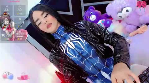 alahia_daboin online show from 12/15/25, 07:34