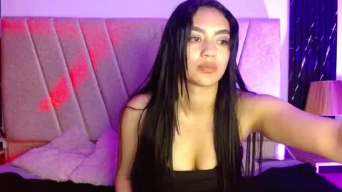 Alahia sweet official online show from 10/01/25, 10:38