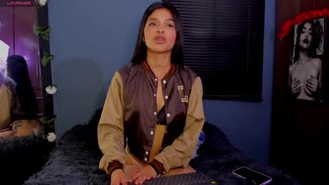 Snapshot of alaia_asuka chatting on 12/22/24, 08:47 Alaia online show from 12/22/24, 08:47